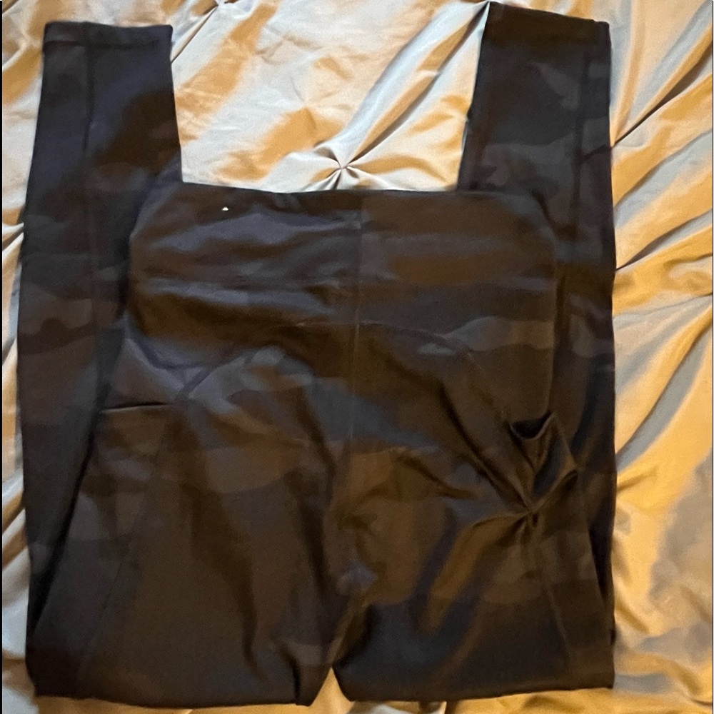 Camo leggings